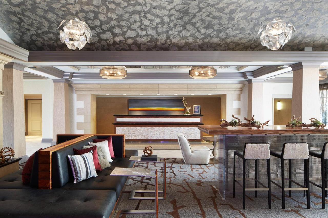 Rochester Airport Marriott Екстер'єр фото