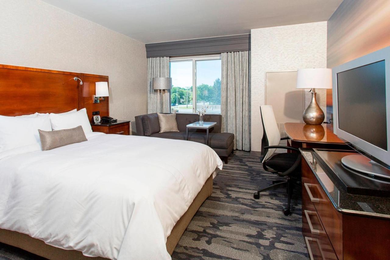Rochester Airport Marriott Екстер'єр фото