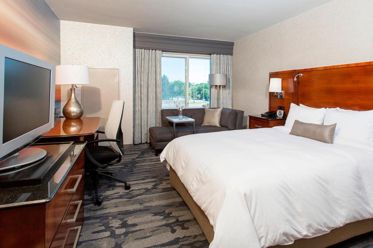 Rochester Airport Marriott Екстер'єр фото