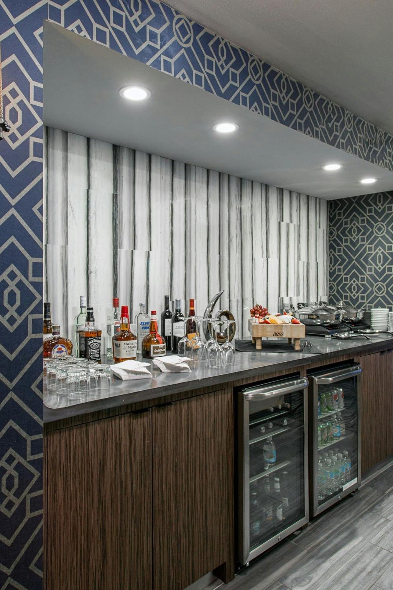Rochester Airport Marriott Екстер'єр фото