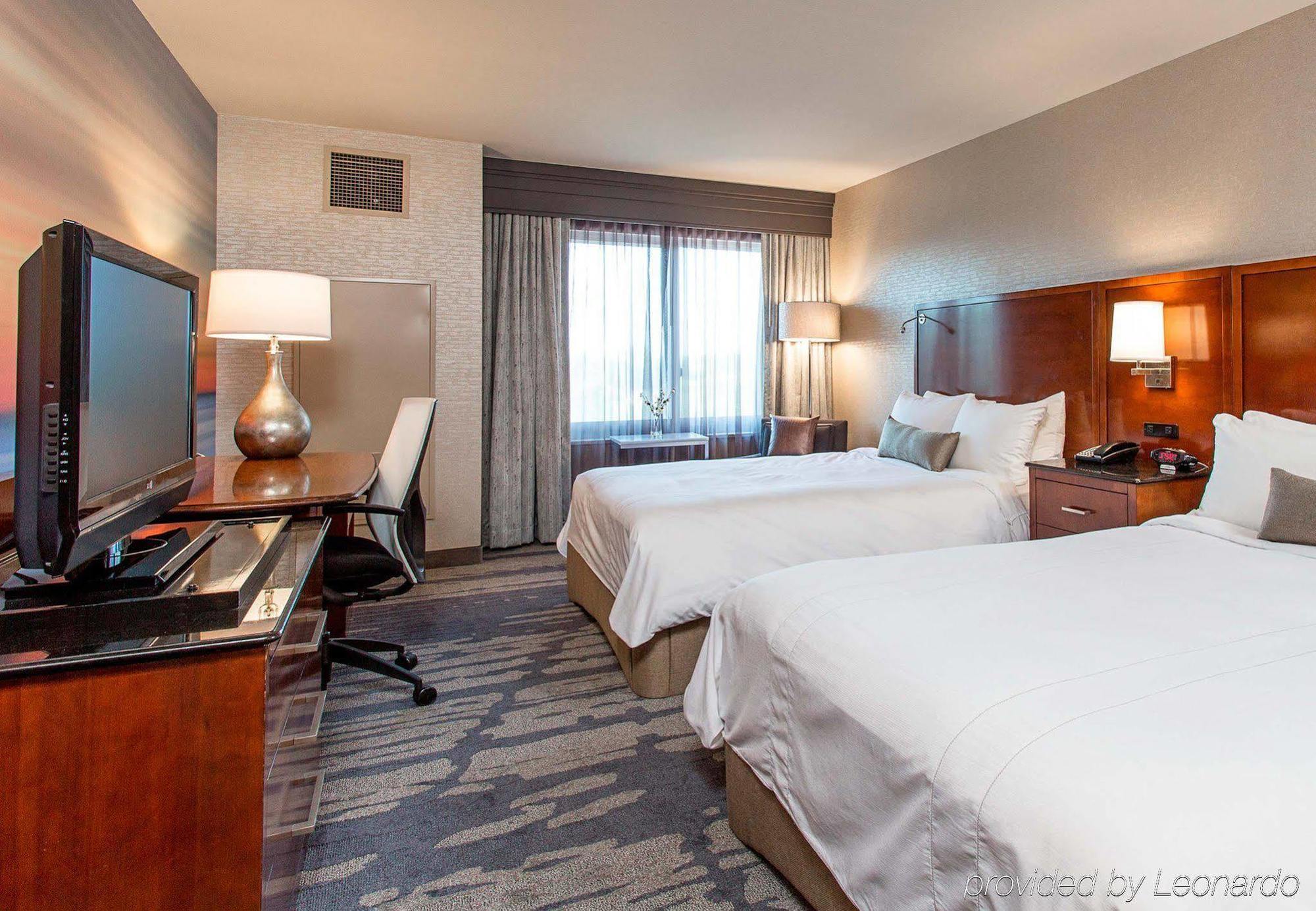 Rochester Airport Marriott Екстер'єр фото